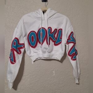 SHEIN SET White Graffiti Print Crop Hoodie & Joggers